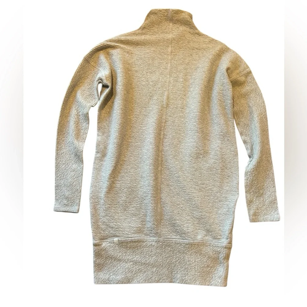 Lululemon Call for Cozy Dress size 6 Sweaterdress Heathered Core Light Grey